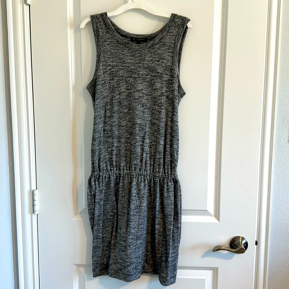 Banana republic summer dress with back cut out
